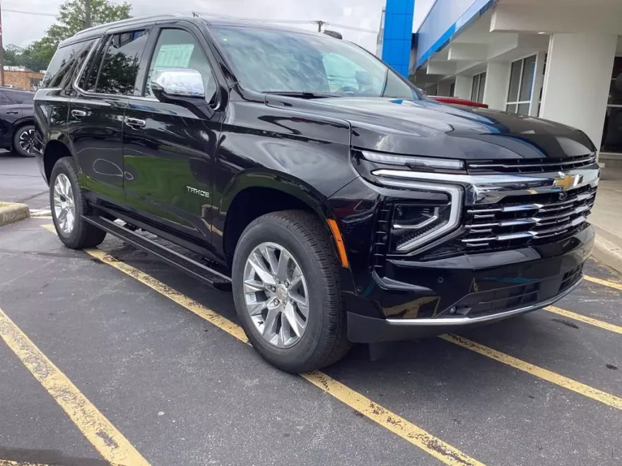 2025 Chevrolet Tahoe Premier photo 1
