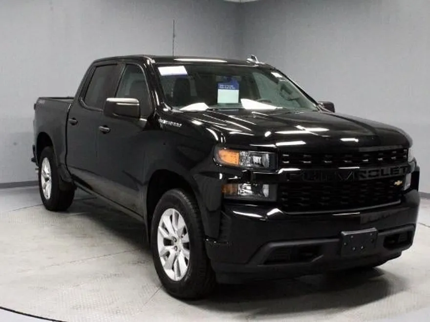 2019 Chevrolet Silverado 1500 Custom photo 1