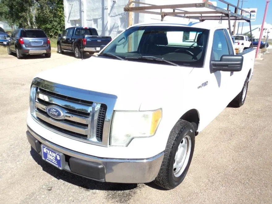 2010 Ford F-150 XL photo 1