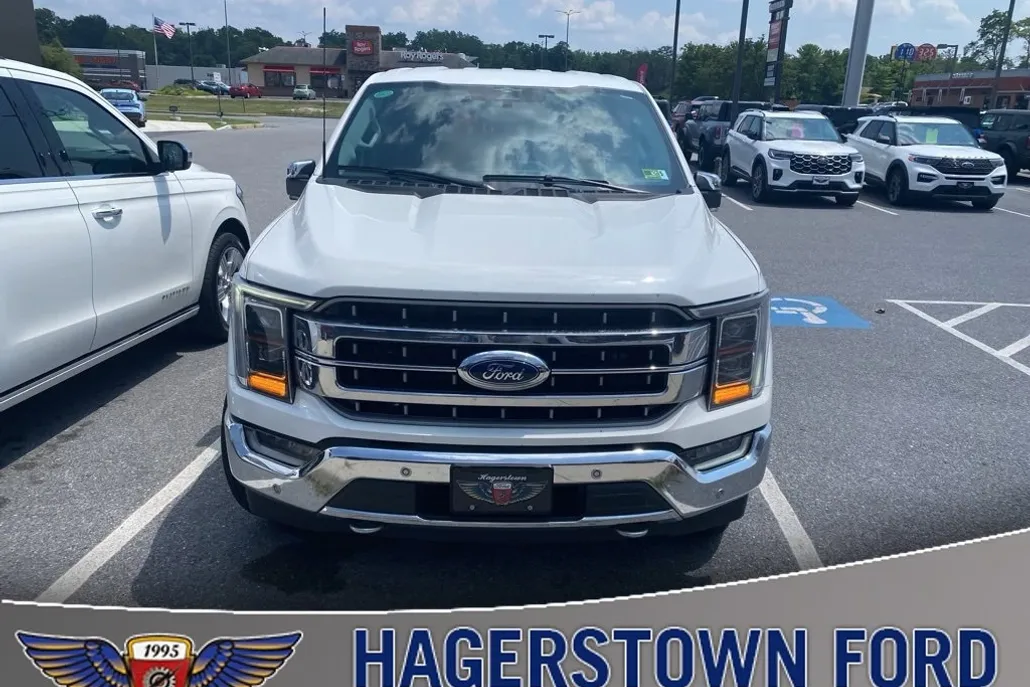 2023 Ford F-150 Lariat photo 1