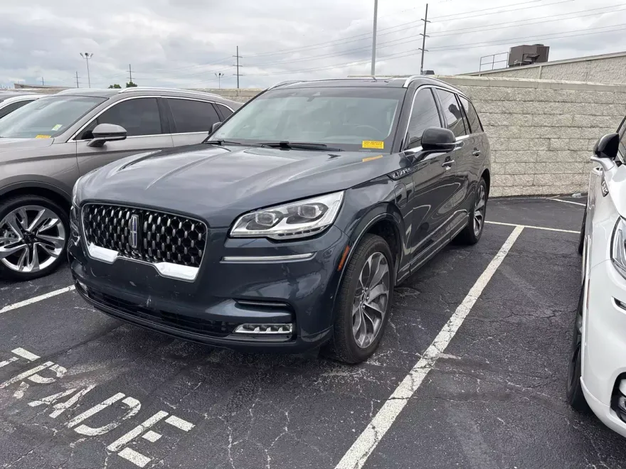 2022 Lincoln Aviator Grand Touring photo 1
