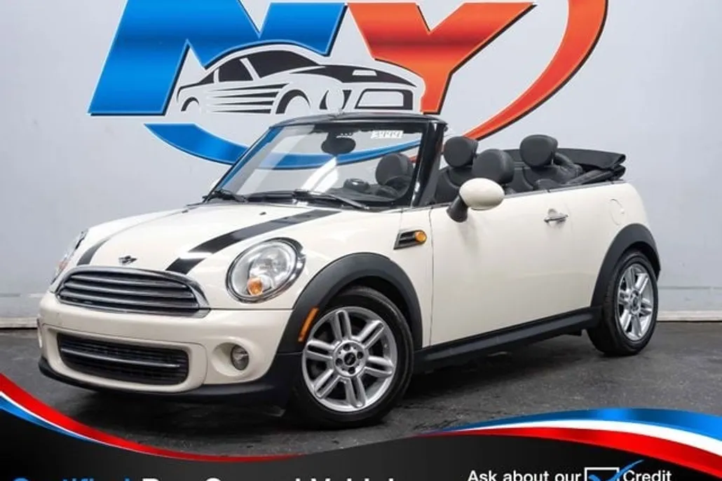 2013 Mini Cooper Convertible photo 1