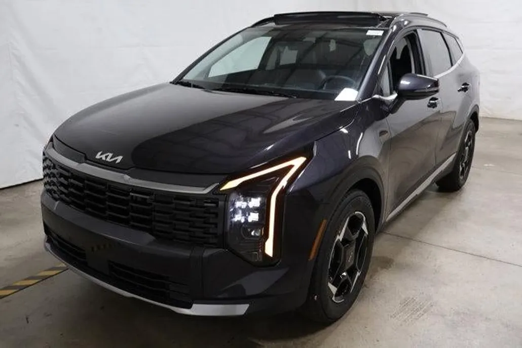 2026 Kia Sportage EX photo 1