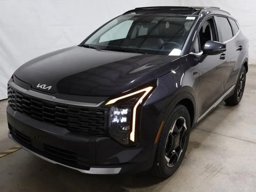 2026 Kia Sportage EX photo 1