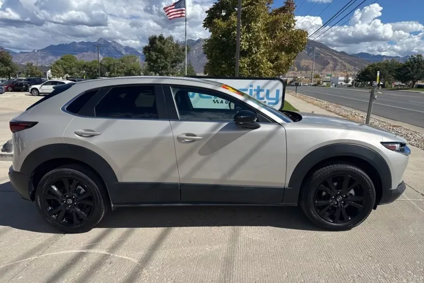 2024 Mazda CX-30 2.5 Select Sport photo 1
