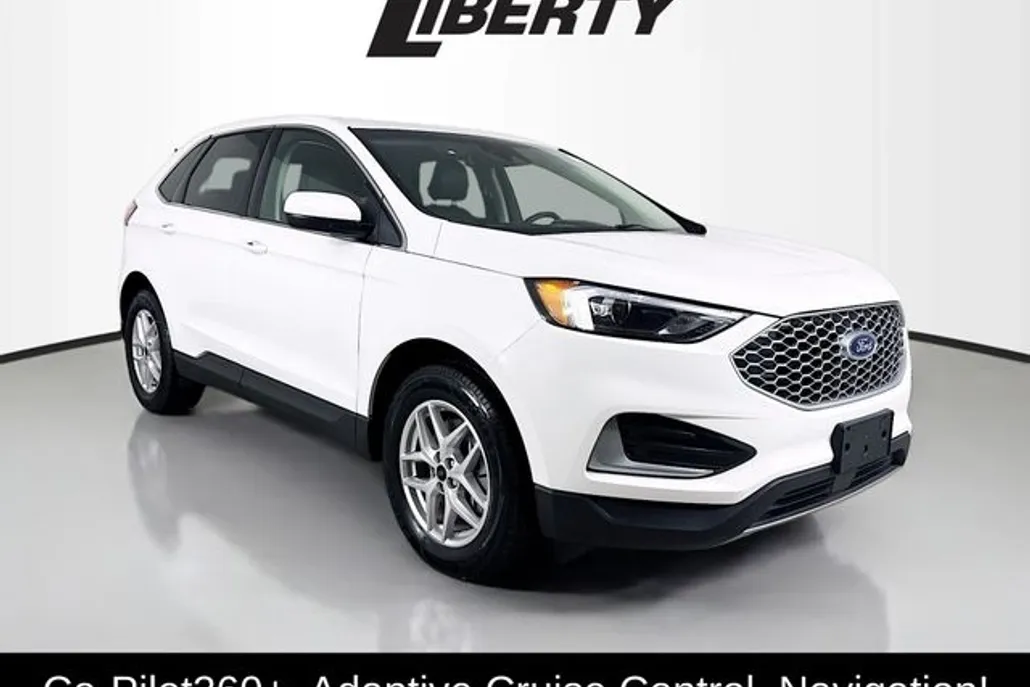 2024 Ford Edge SEL photo 1