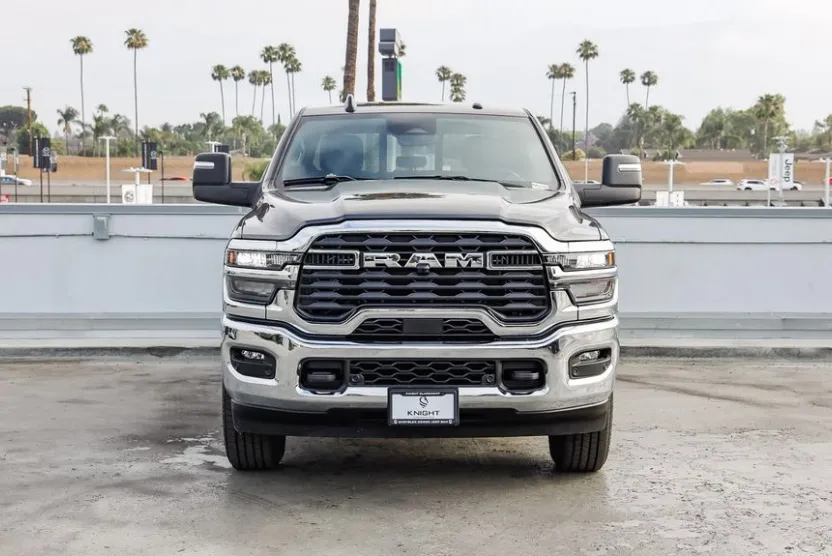 2025 Ram 2500 Tradesman photo 1