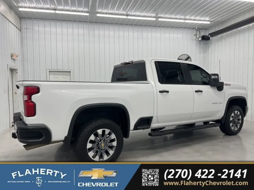 2024 Chevrolet Silverado 2500HD Custom photo 1