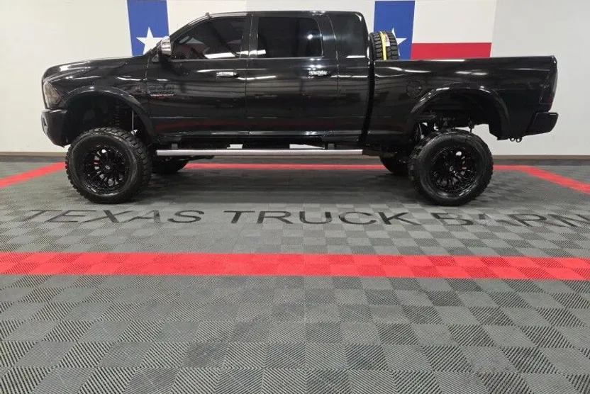 2016 Ram 2500 Laramie photo 1