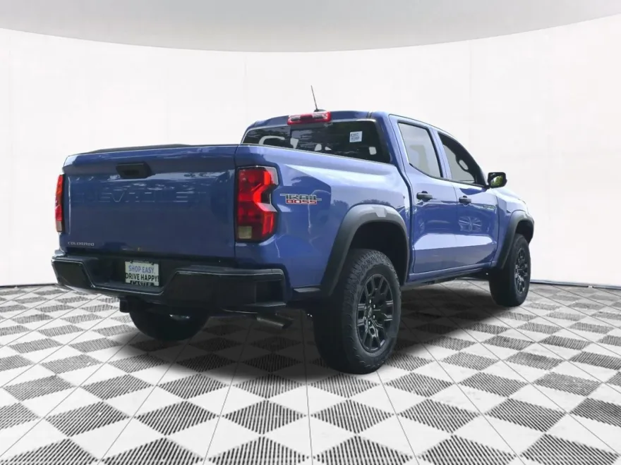 2026 Chevrolet Colorado Trail Boss photo 1