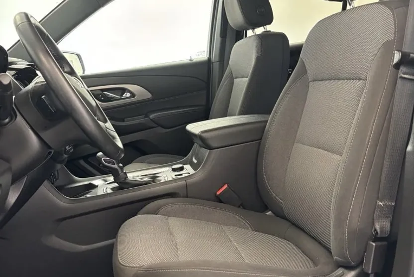 2023 Chevrolet Traverse Cloth photo 1