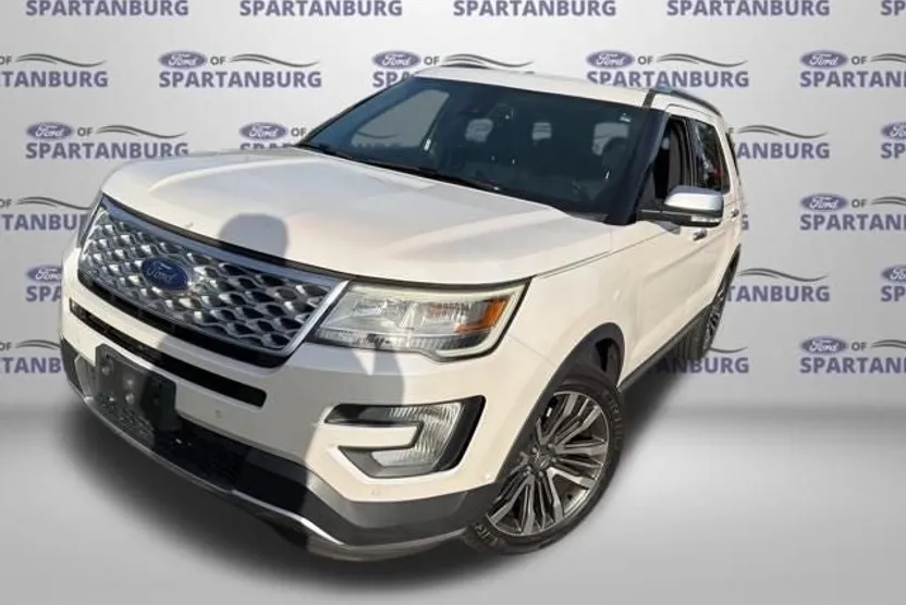 2017 Ford Explorer Platinum photo 1