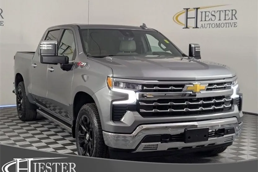 2023 Chevrolet Silverado 1500 LTZ photo 1