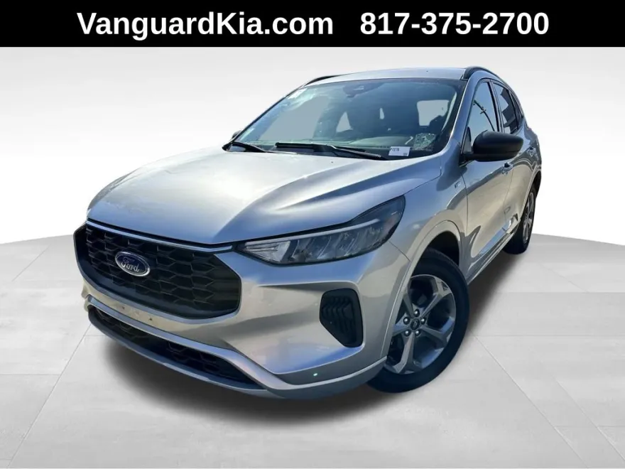 2024 Ford Escape ST-Line photo 1