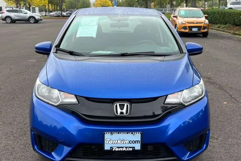 2017 Honda Fit LX photo 1