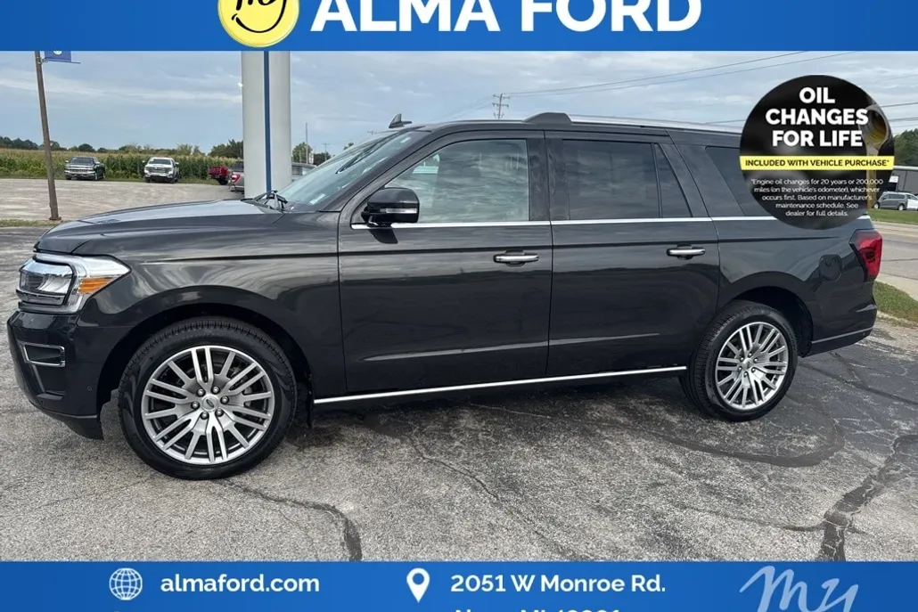 2022 Ford Expedition MAX Limited photo 1