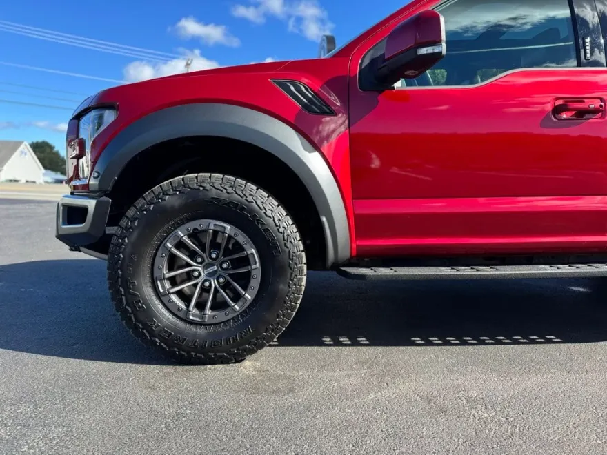 2020 Ford F-150 Raptor photo 1