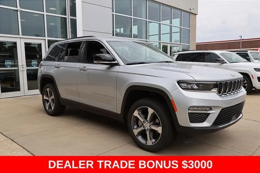 2025 Jeep Grand Cherokee Limited photo 1