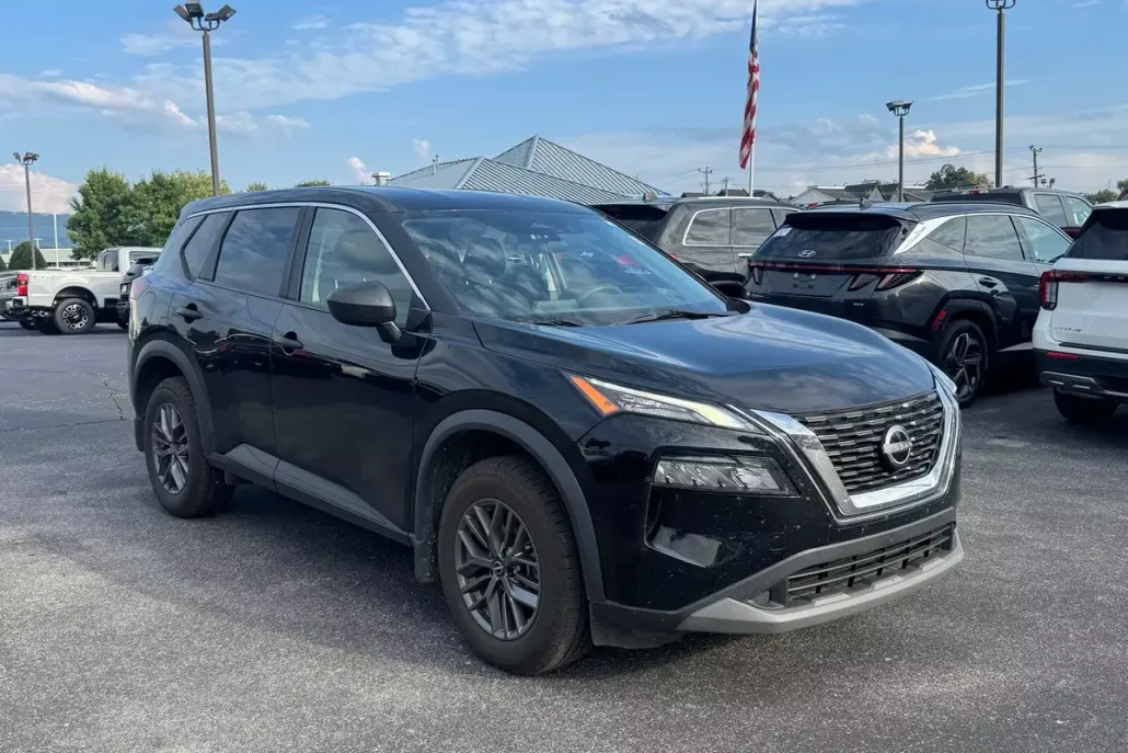 2023 Nissan Rogue S photo 1