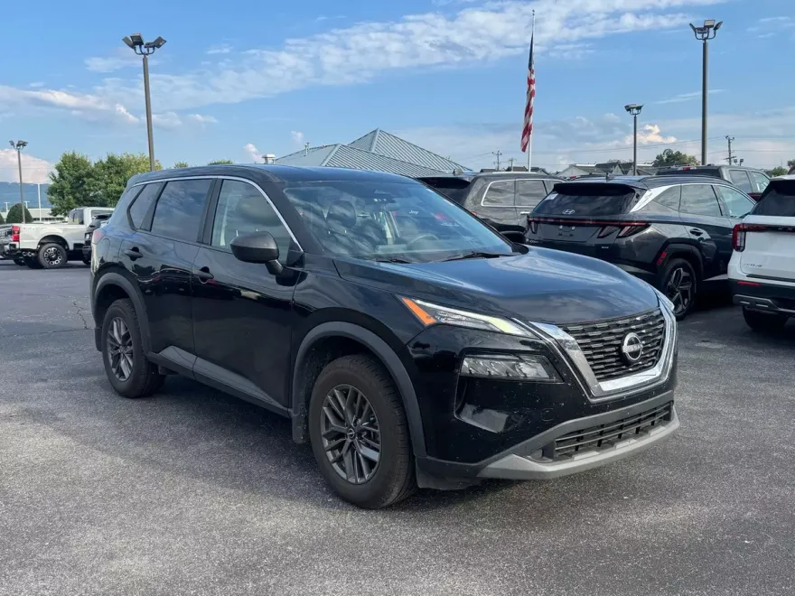 2023 Nissan Rogue S photo 1
