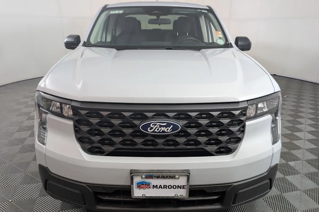 2025 Ford Maverick XL photo 1