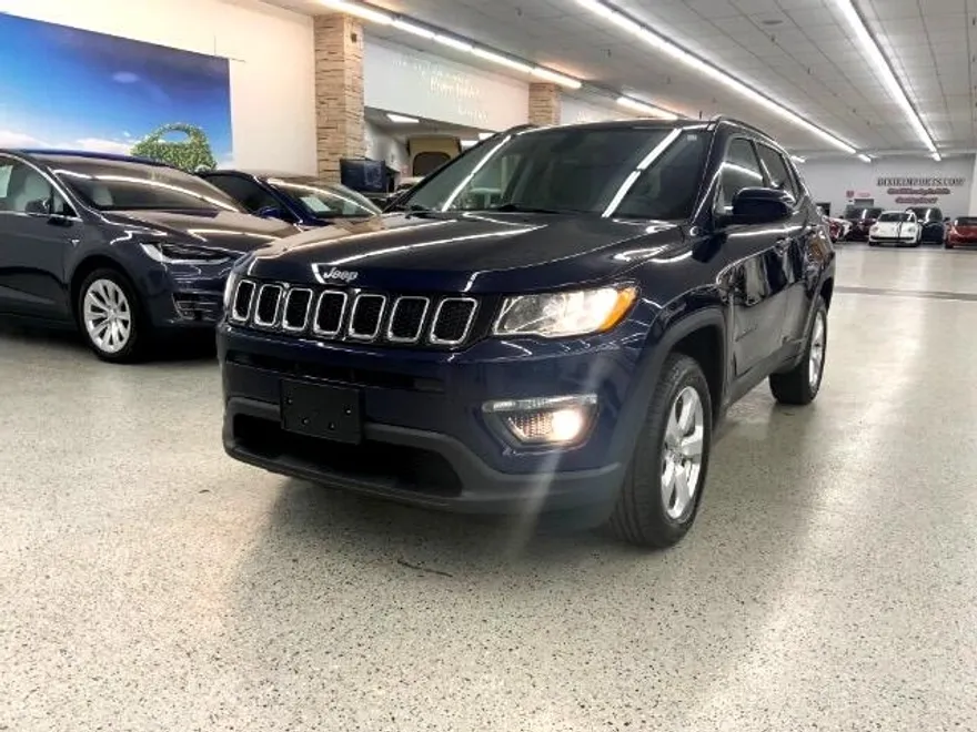 2018 Jeep Compass Latitude photo 1