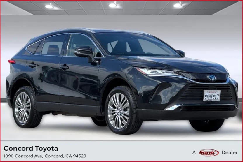 2022 Toyota Venza XLE photo 1