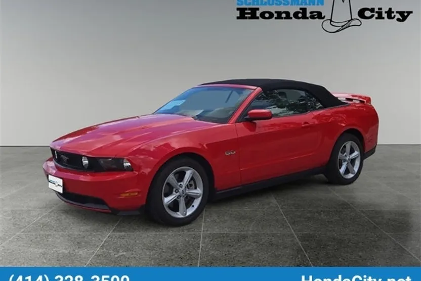 2012 Ford Mustang GT Premium photo 1