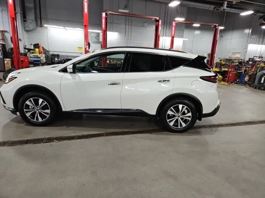 2024 Nissan Murano SV photo 1