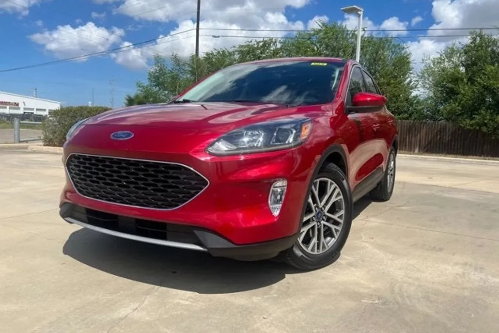 2022 Ford Escape SEL photo 1