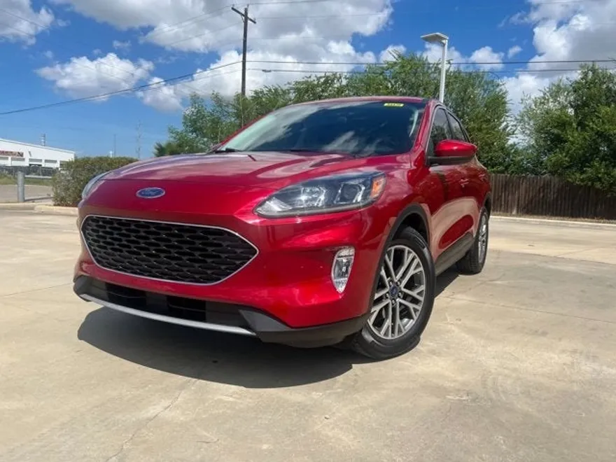 2022 Ford Escape SEL photo 1
