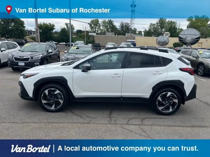 2024 Subaru Crosstrek Limited photo 1