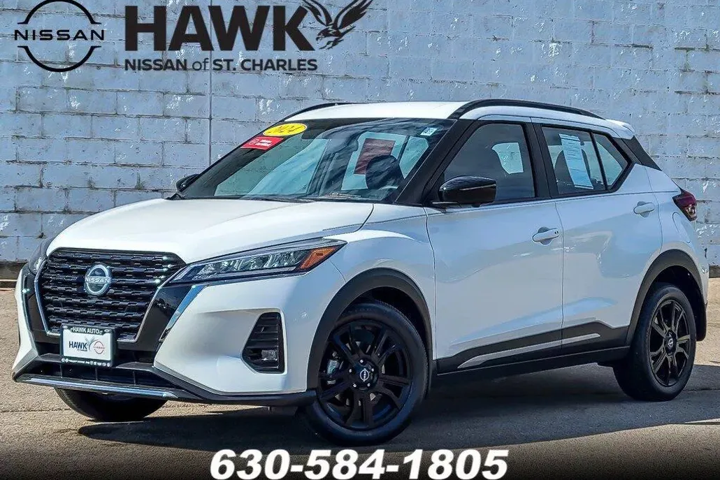 2024 Nissan Kicks SR photo 1