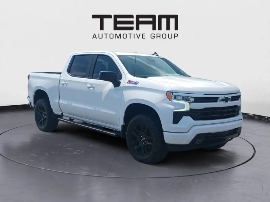 2025 Chevrolet Silverado 1500 RST photo 1
