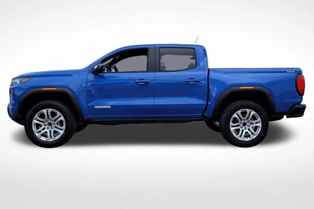 2025 Gmc Canyon Elevation photo 1