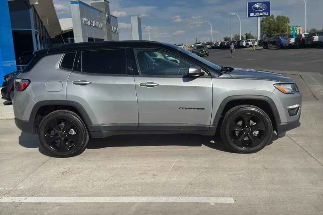 2020 Jeep Compass Altitude photo 1