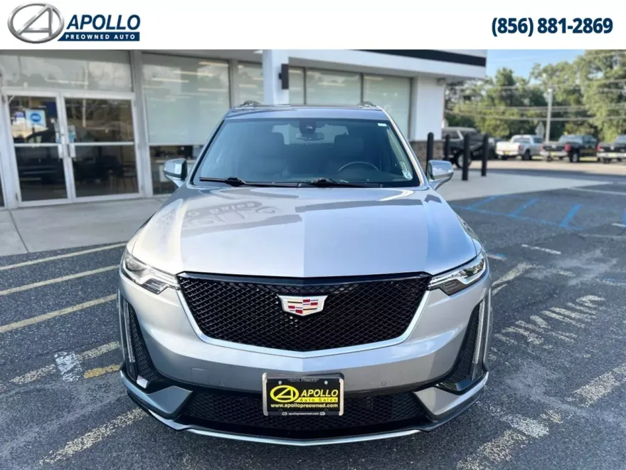 2024 Cadillac XT6 Sport photo 1