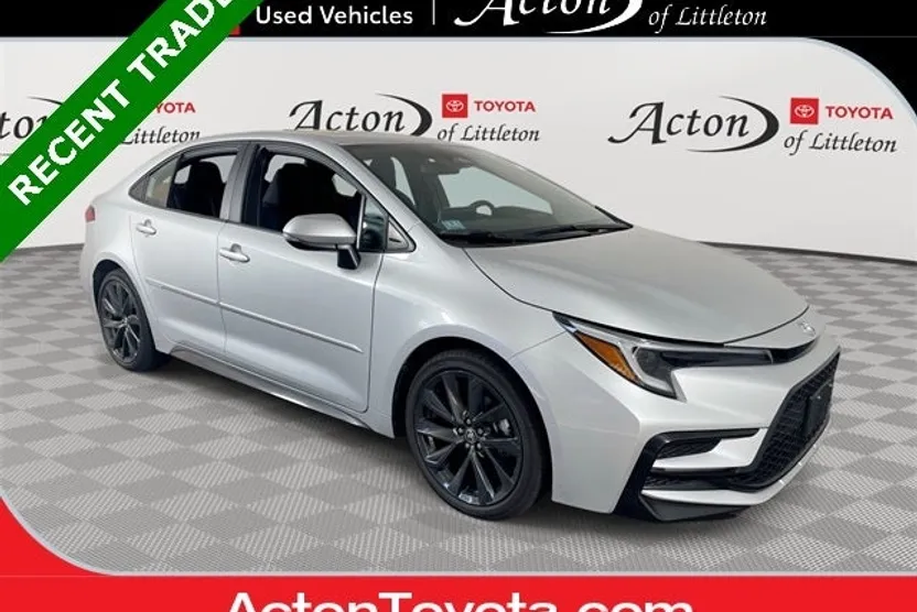 2024 Toyota Corolla SE Premium photo 1