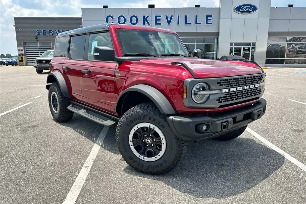 2025 Ford Bronco Badlands photo 1