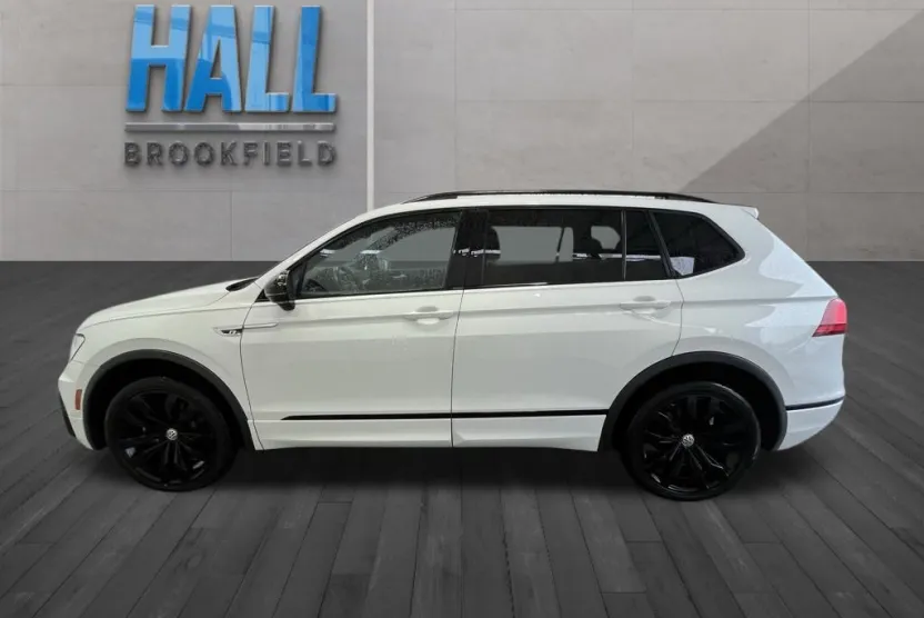 2021 Volkswagen Tiguan SE R-Line Black photo 1