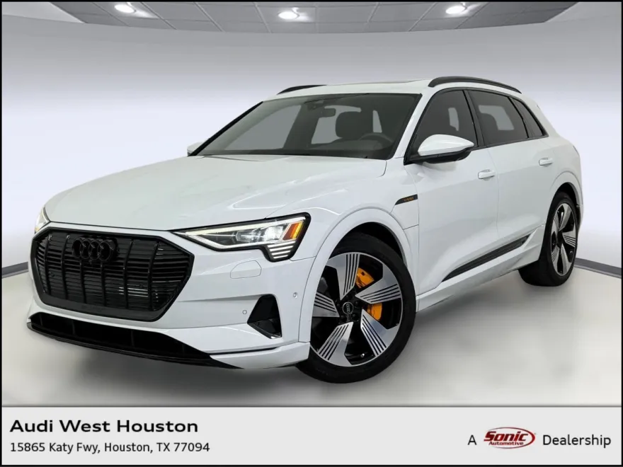 2023 Audi e-tron Premium Plus photo 1