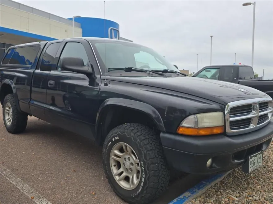 2004 Dodge Dakota Sport photo 1