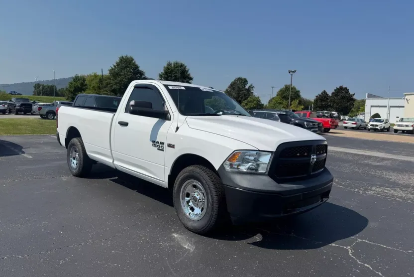 2019 Ram 1500 Classic Tradesman photo 1