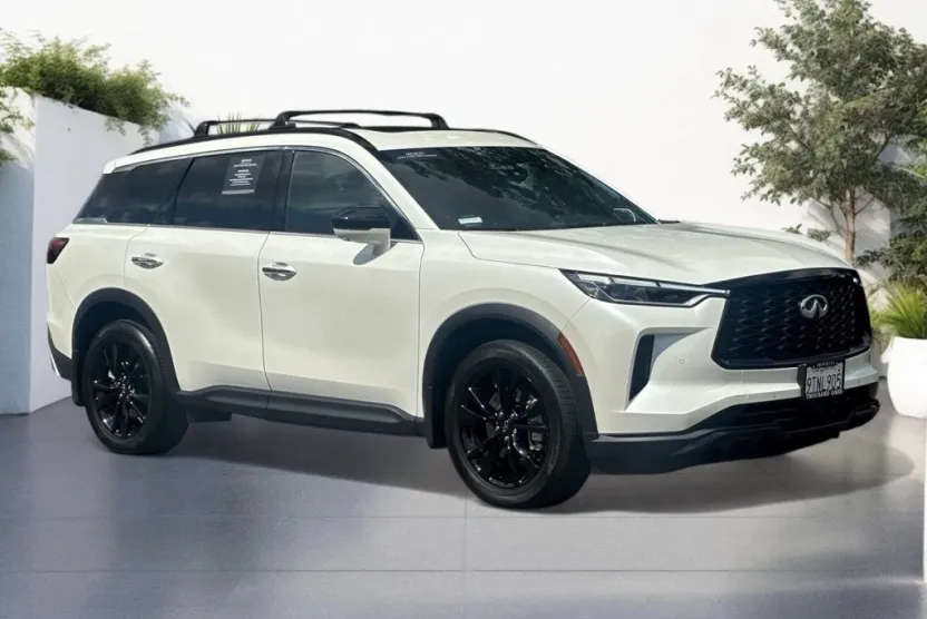 2025 Infiniti QX60 Luxe photo 1