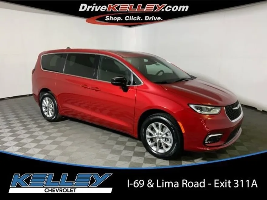 2025 Chrysler Pacifica photo 1