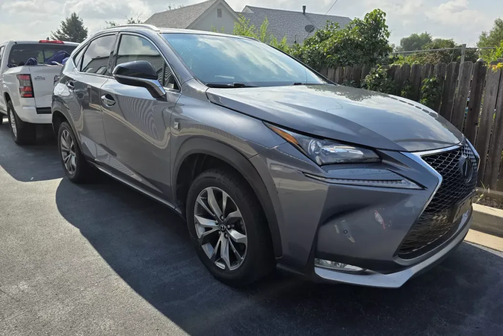 2016 Lexus NX 200t Luxury photo 1