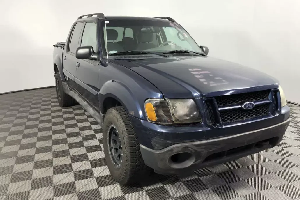 2003 Ford Explorer Sport Trac XLT photo 1