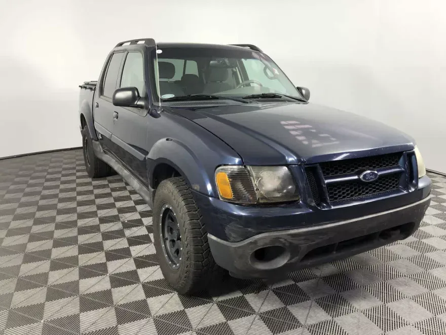 2003 Ford Explorer Sport Trac XLT photo 1