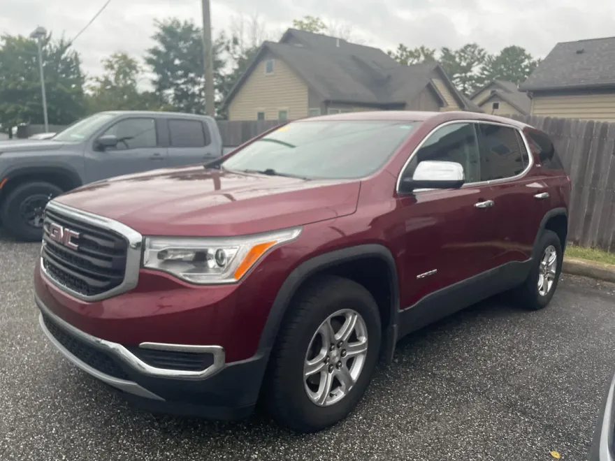 2017 Gmc Acadia SLE photo 1