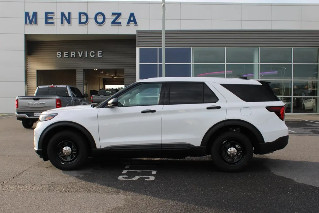 2025 Ford Explorer photo 1